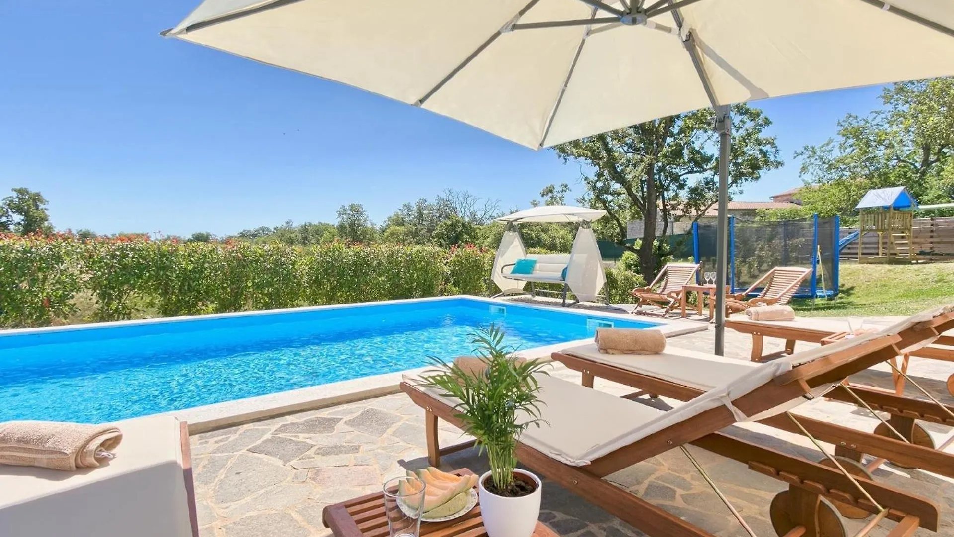 Ferienhaus Mit Privatpool Fuer 12 Personen Ca 280 Qm In Muzini, Istrien Binnenland Von Istrien Zminj Croatia