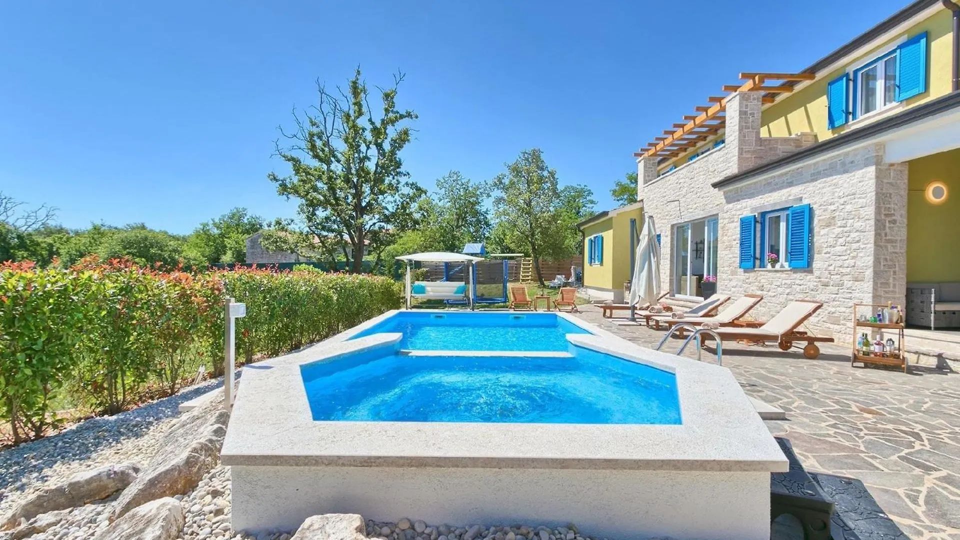 Ferienhaus Mit Privatpool Fuer 12 Personen Ca 280 Qm In Muzini, Istrien Binnenland Von Istrien Zminj Holiday home