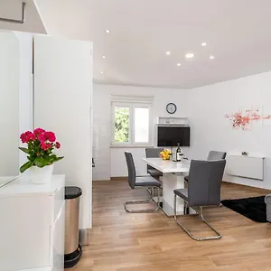 Palada Apartman